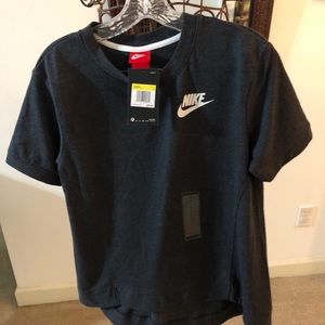 Women’s Nike Shirt